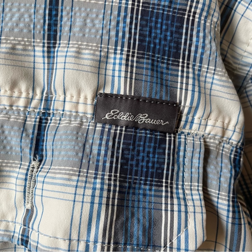 Eddie Bauer Men’s Large Short Sleeve Button Up Shirt Blue & White - Picture 5 of 6